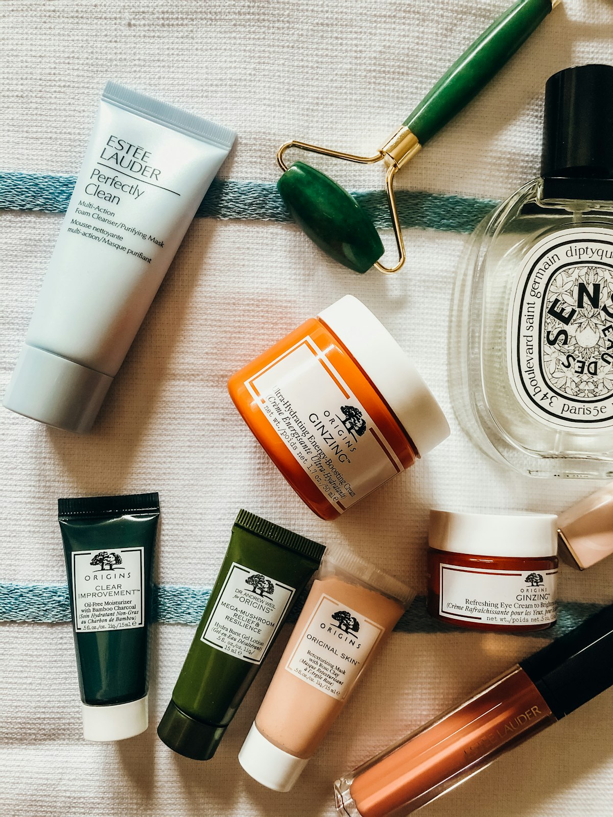 Broad spectrum clean facial sun protection and hydrating skincare fluids